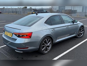 Used Skoda Superb 2020 for sale - 77641943: Photo