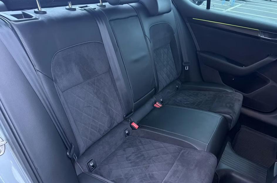 Used Skoda Superb 2020 for sale - 77641943: Photo 4