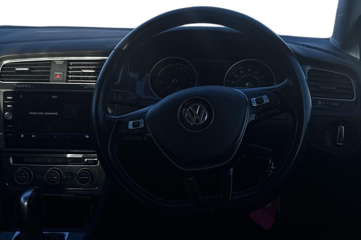 Used Volkswagen Golf 2020 for sale - 77245040: Photo 5