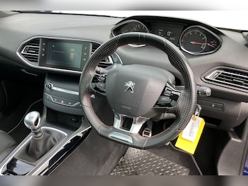 Used Peugeot 308 2018 for sale - 78807220: Photo