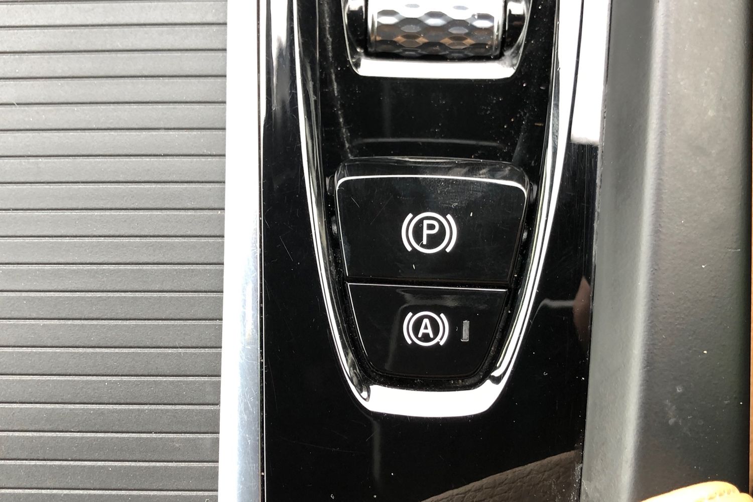 Used Volvo XC60 2019 for sale - 76481141: Photo 10