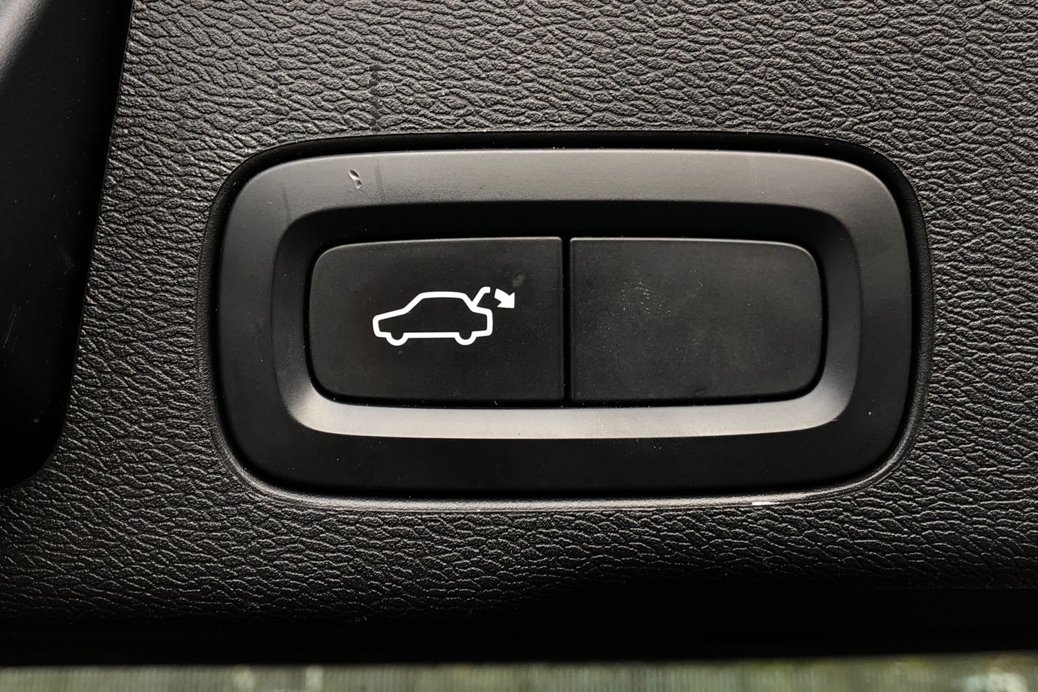 Used Volvo XC60 2019 for sale - 76481141: Photo 13