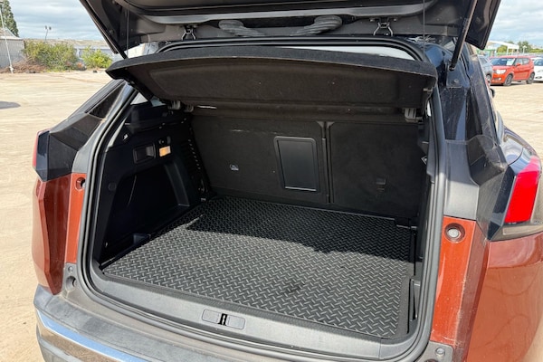 Used Peugeot 3008 2018 for sale - 76164760: Photo 15