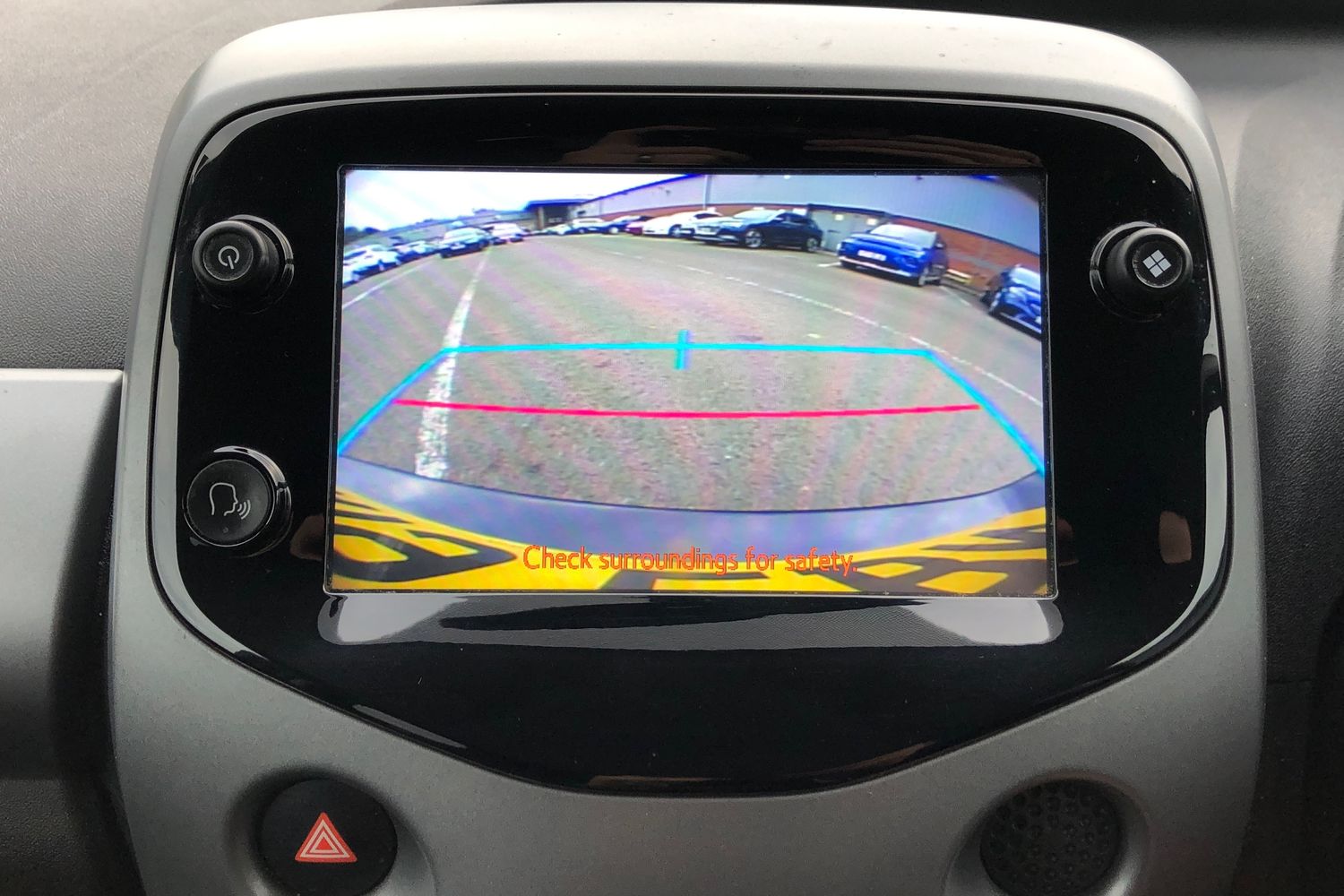 Used Toyota AYGO 2019 for sale - 76718487: Photo 8