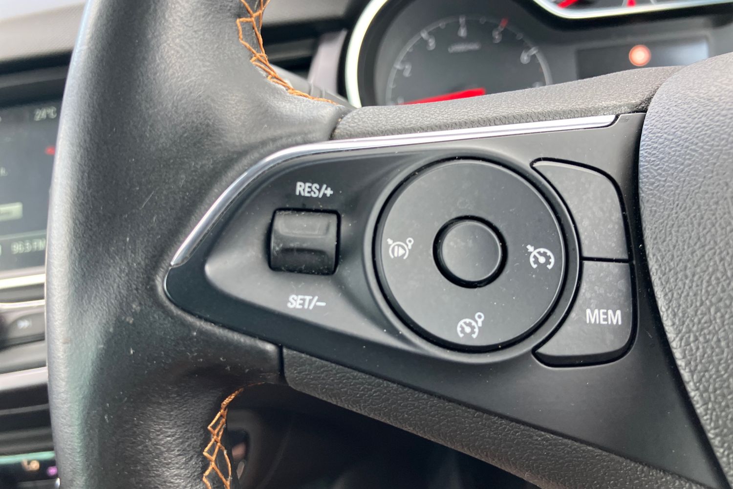 Used Vauxhall Crossland X 2019 for sale - 76142277: Photo 11