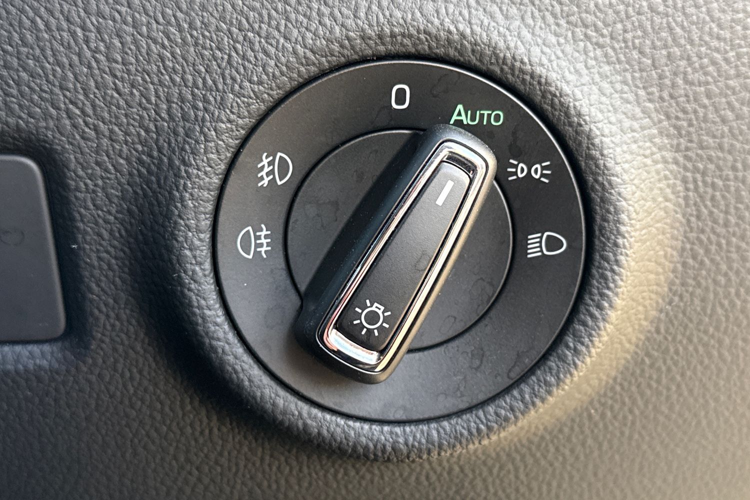 Used Skoda Superb 2019 for sale - 76972760: Photo 18