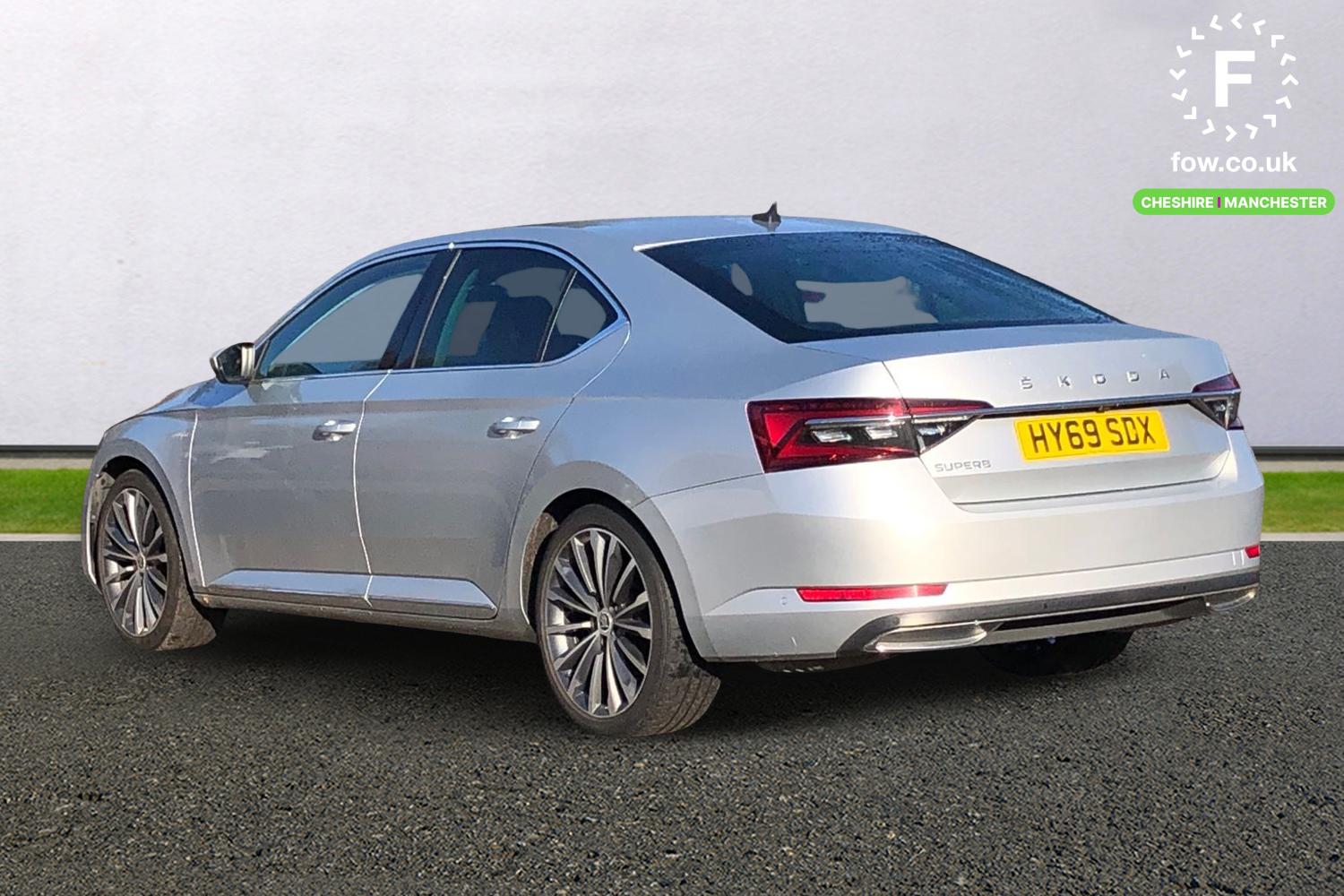 Used Skoda Superb 2019 for sale - 76972760: Photo 2