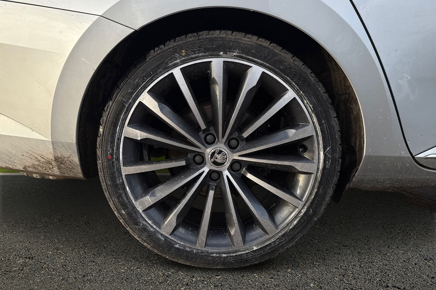 Used Skoda Superb 2019 for sale - 76972760: Photo 23