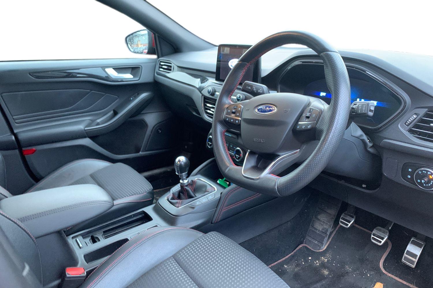 Used Ford Focus 2020 for sale - 76916513: Photo 3