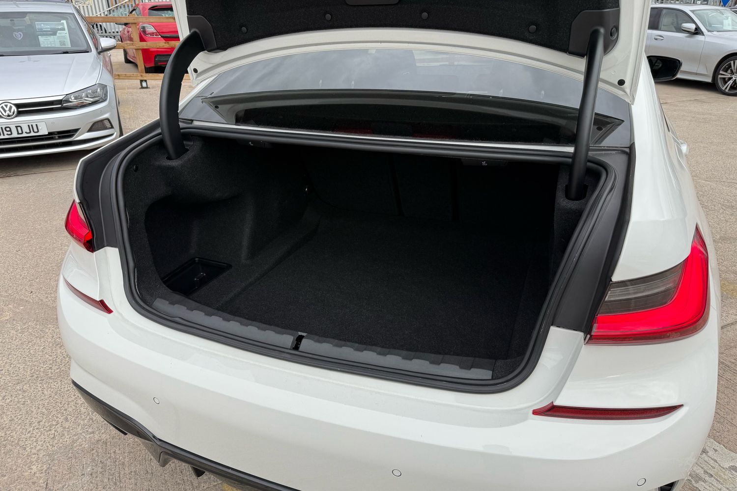 Used BMW 3 Series 2021 for sale - 75667383: Photo 15