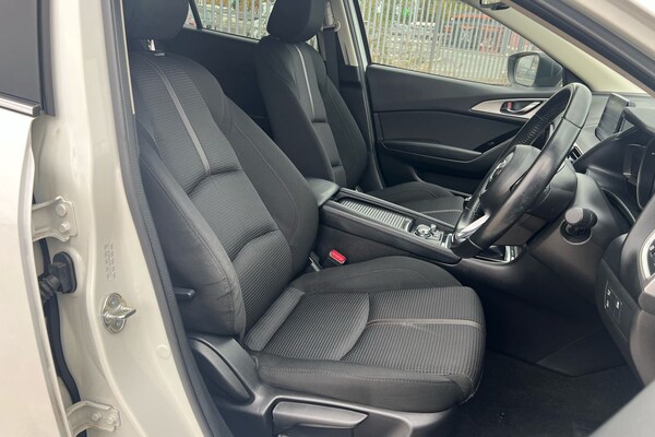 Used Mazda Mazda3 2019 for sale - 76011212: Photo 12