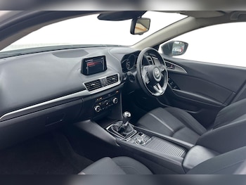 Used Mazda Mazda3 2019 for sale - 76011212: Photo 4
