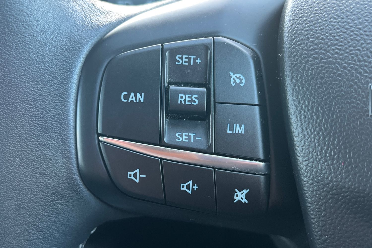 Used Ford Fiesta 2020 for sale - 76637058: Photo 15