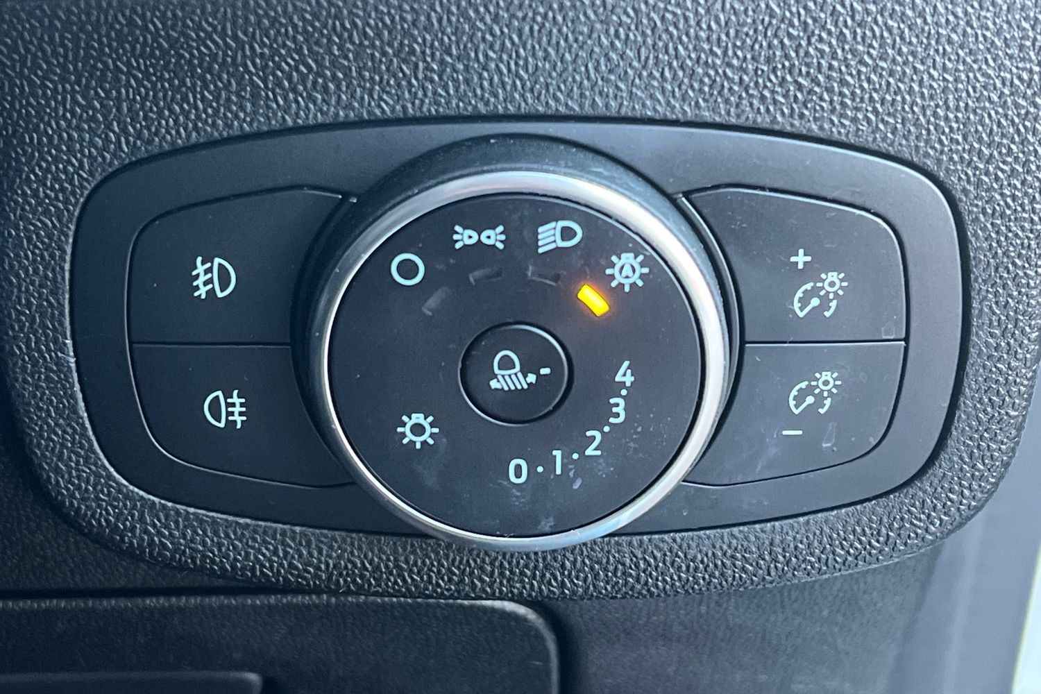 Used Ford Fiesta 2020 for sale - 76637058: Photo 20