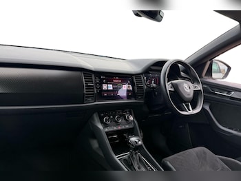 Used Skoda Kodiaq 2020 for sale - 76546235: Photo