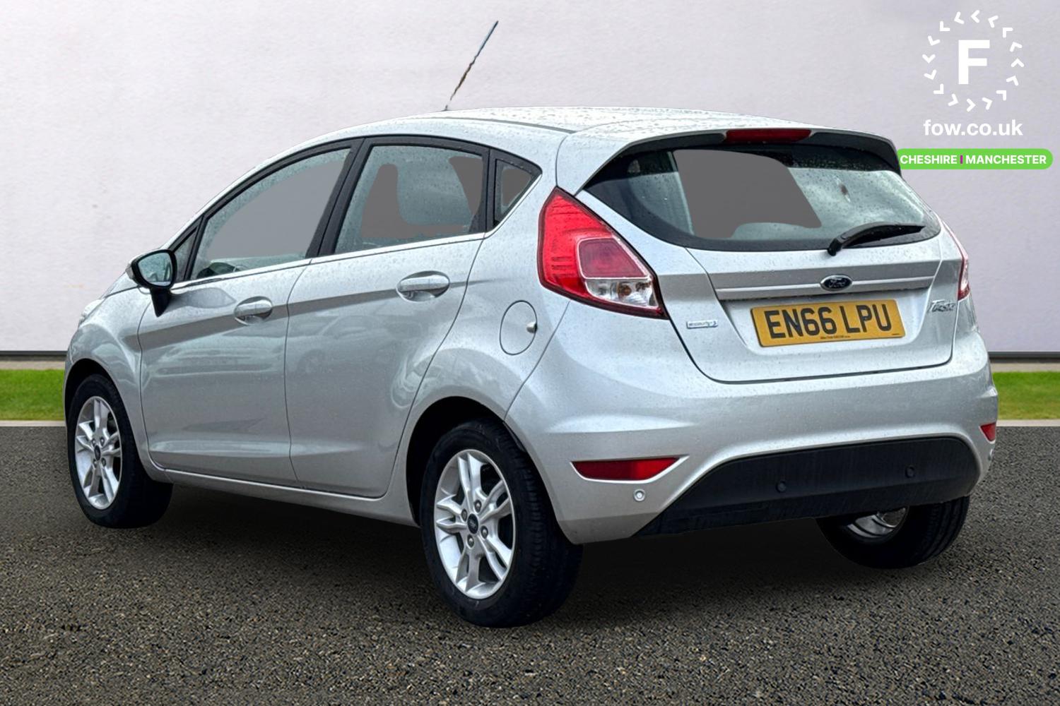 Used Ford Fiesta 2017 for sale - 76320352: Photo 2