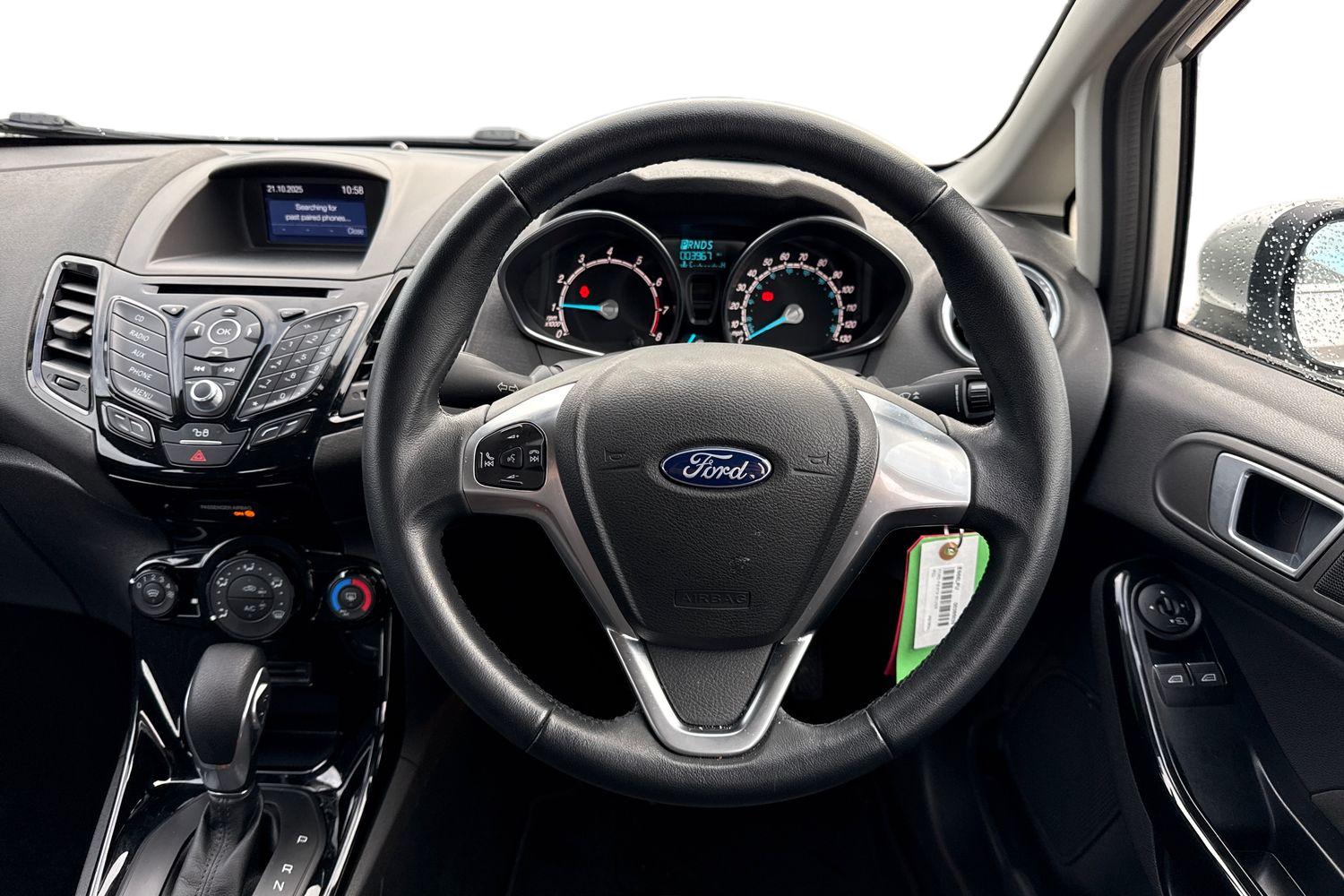 Used Ford Fiesta 2017 for sale - 76320352: Photo 5