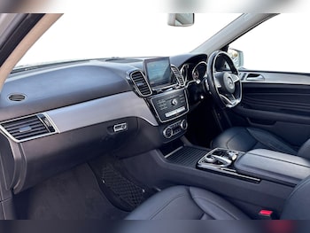 Used Mercedes-Benz GLE 2017 for sale - 76395455: Photo