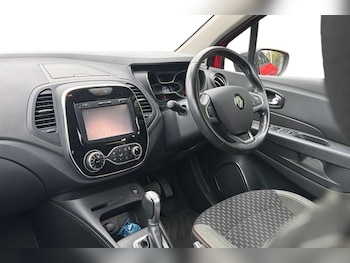 Used Renault Captur 2017 for sale - 79346797: Photo