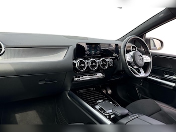 Used Mercedes-Benz B-Class 2019 for sale - 75329597: Photo