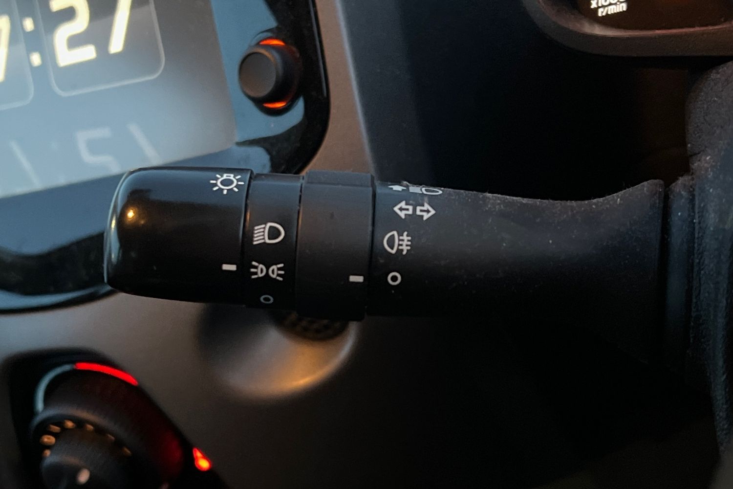 Used Toyota AYGO 2018 for sale - 76890301: Photo 13