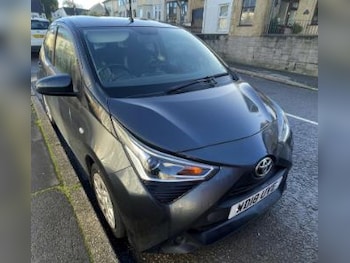 Used Toyota AYGO 2018 for sale - 76890301: Photo