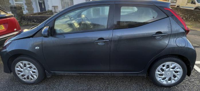 Used Toyota AYGO 2018 for sale - 76890301: Photo 2