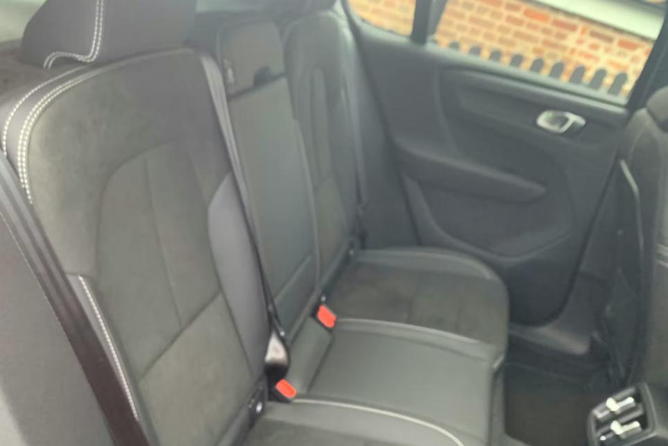 Used Volvo C40 2022 for sale - 76929250: Photo 3