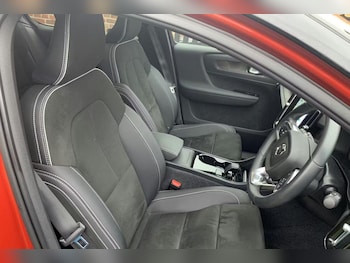 Used Volvo C40 2022 for sale - 76929250: Photo