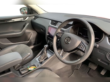 Used Skoda Octavia 2020 for sale - 78359676: Photo