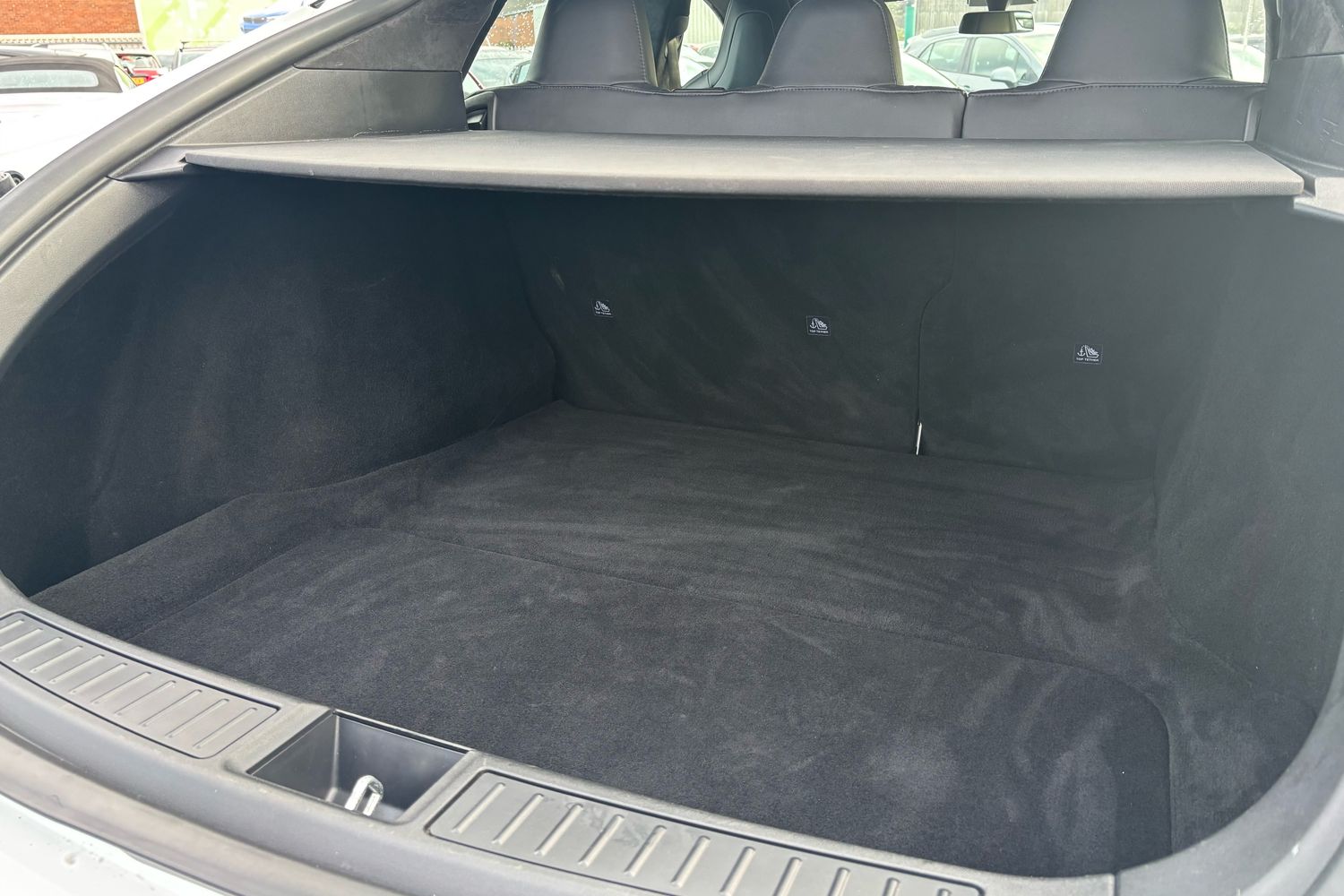 Used Tesla Model S 2017 for sale - 76391037: Photo 13