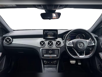 Used Mercedes-Benz GLA 2018 for sale - 79392759: Photo