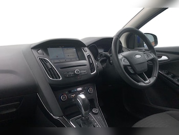 Used Ford Focus 2017 for sale - 79167754: Photo