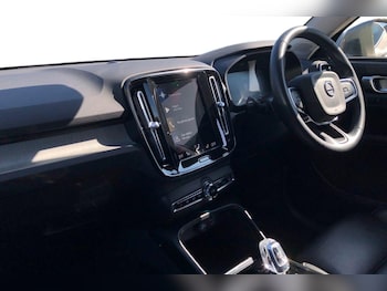 Used Volvo XC40 2022 for sale - 78368304: Photo