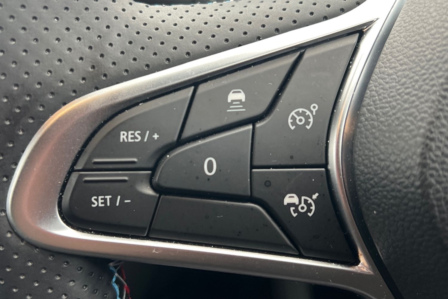 Used Renault Clio 2024 for sale - 77805274: Photo 10