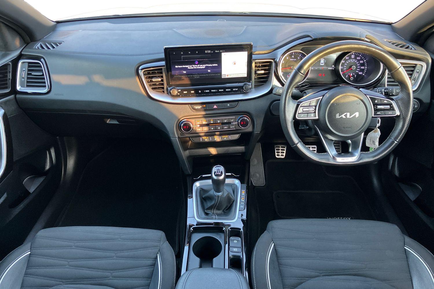 Used Kia XCeed 2023 for sale - 76739543: Photo 3