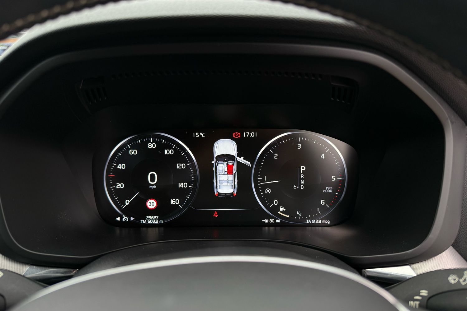 Used Volvo XC60 2018 for sale - 75995989: Photo 10