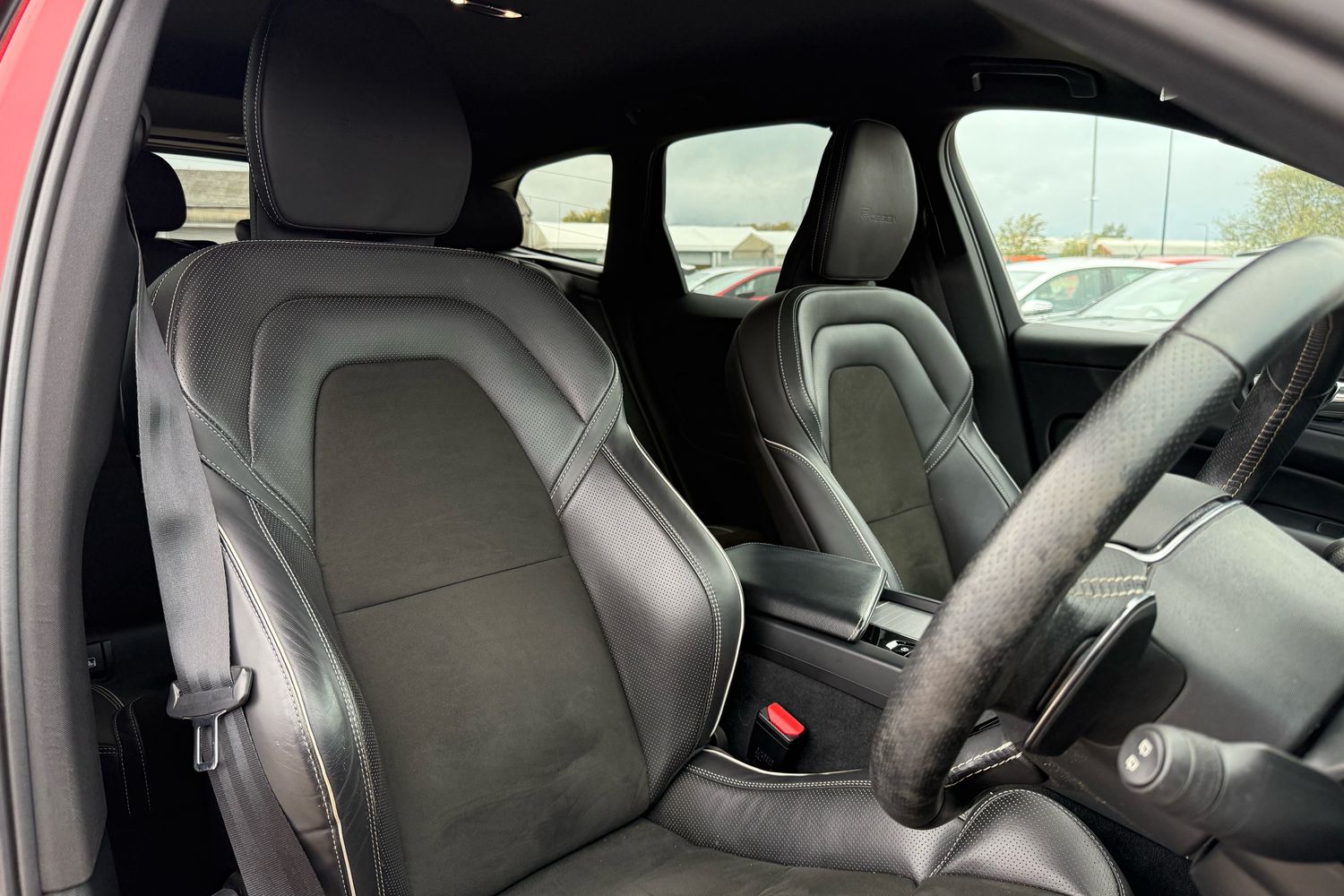 Used Volvo XC60 2018 for sale - 75995989: Photo 13