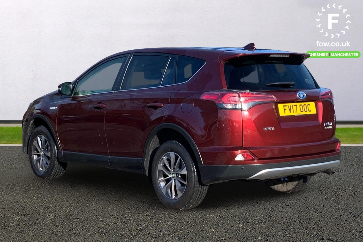 Used Toyota RAV4 2017 for sale - 77459056: Photo 2