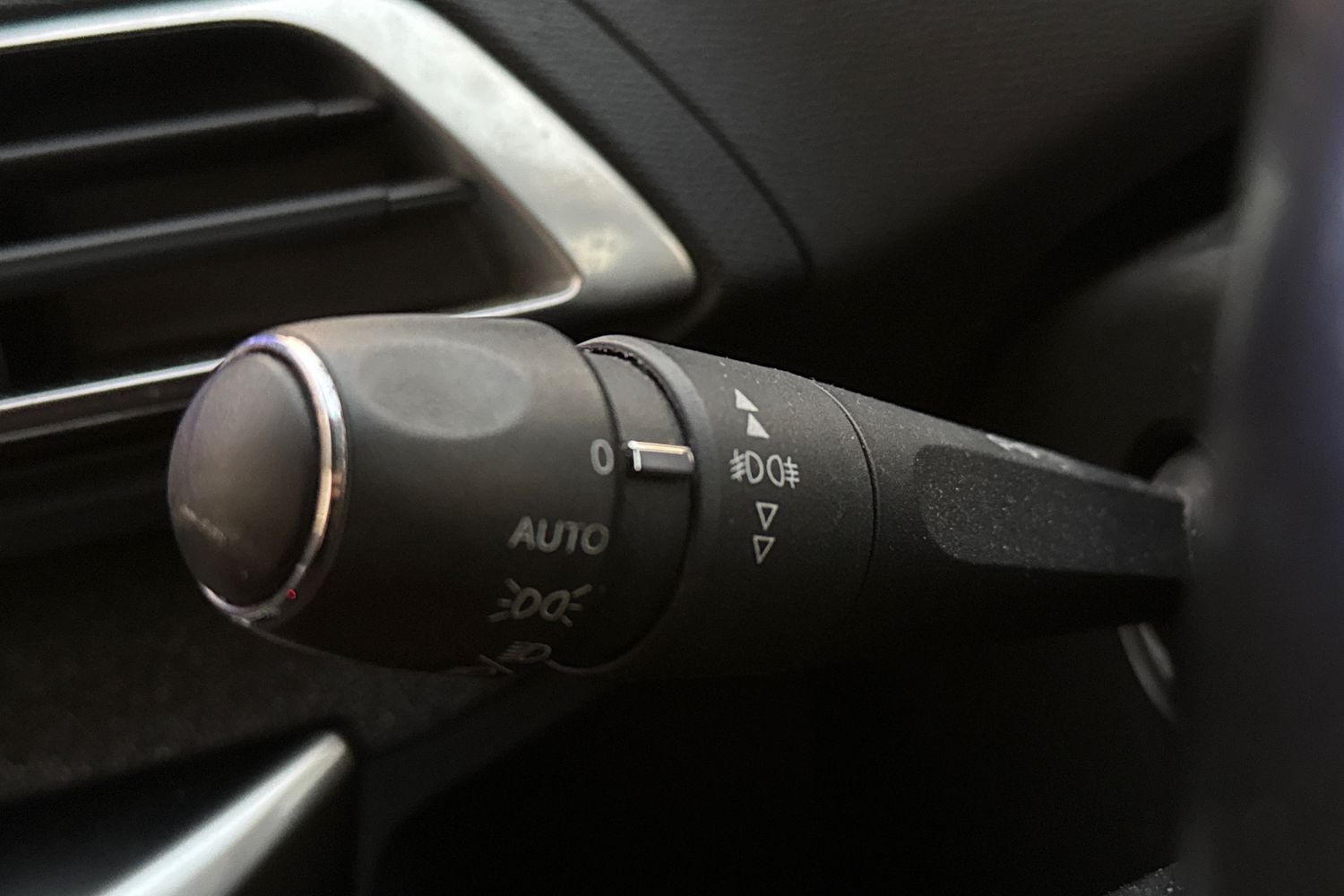 Used Peugeot 3008 2017 for sale - 77527674: Photo 12