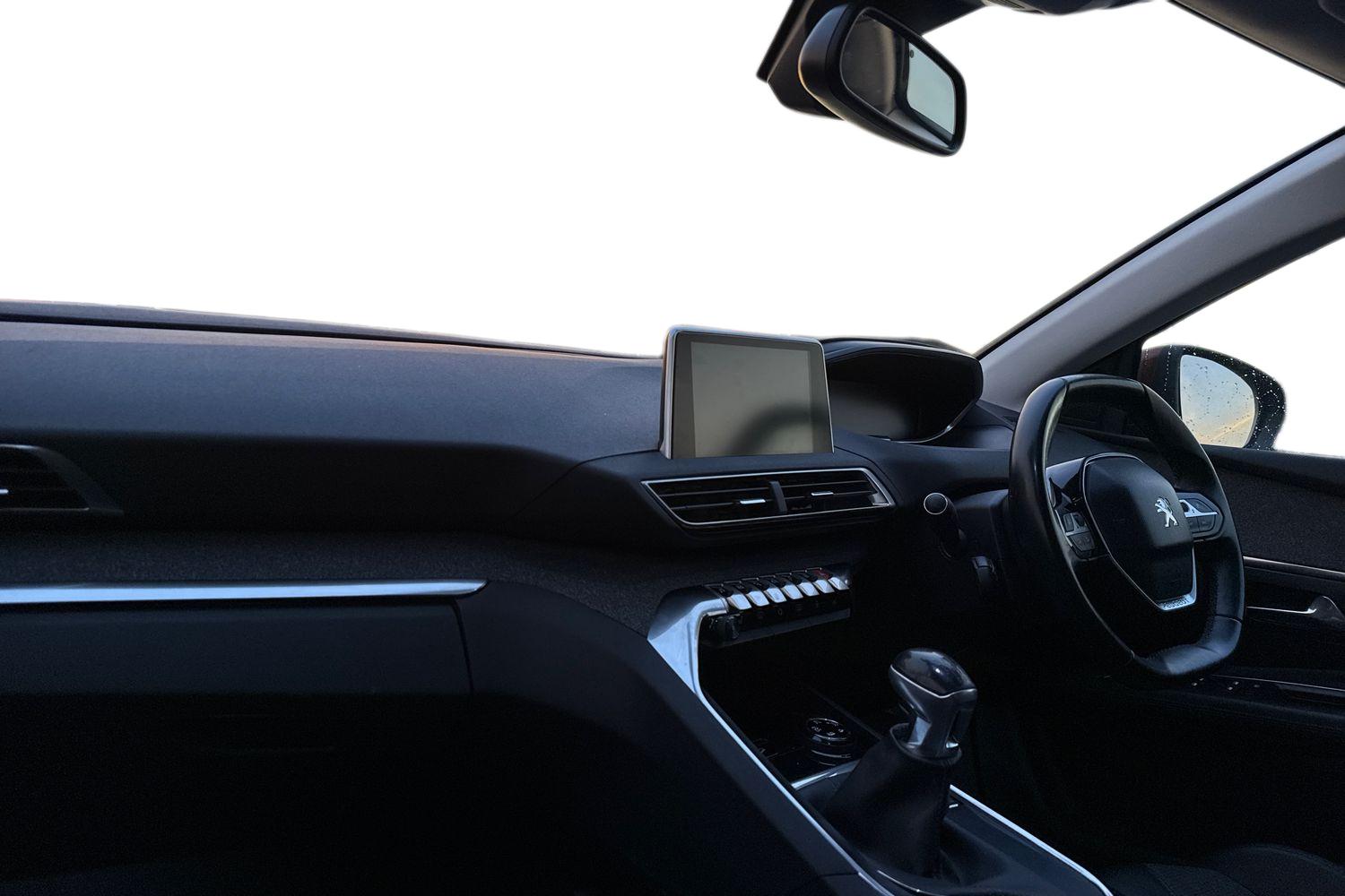 Used Peugeot 3008 2017 for sale - 77527674: Photo 4