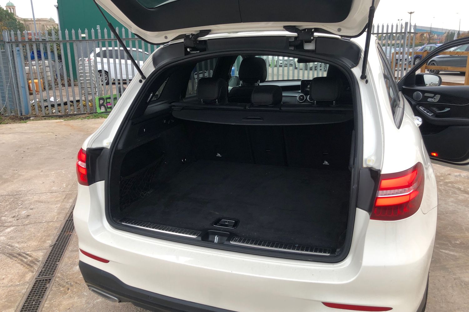 Used Mercedes-Benz GLC 2019 for sale - 77361934: Photo 17