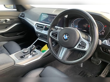 Used BMW 3 Series 2020 for sale - 77275472: Photo