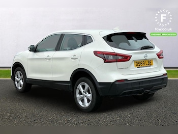 Used Nissan Qashqai 2019 for sale - 76065301: Photo 2