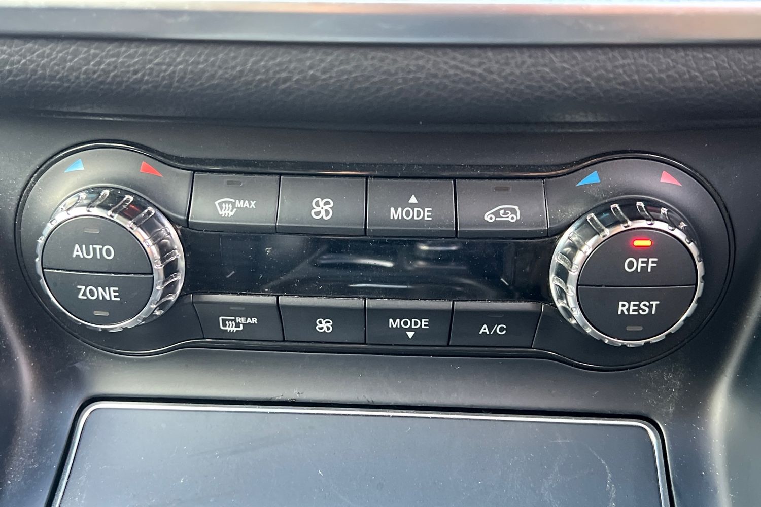 Used Mercedes-Benz GLA 2018 for sale - 77649453: Photo 11