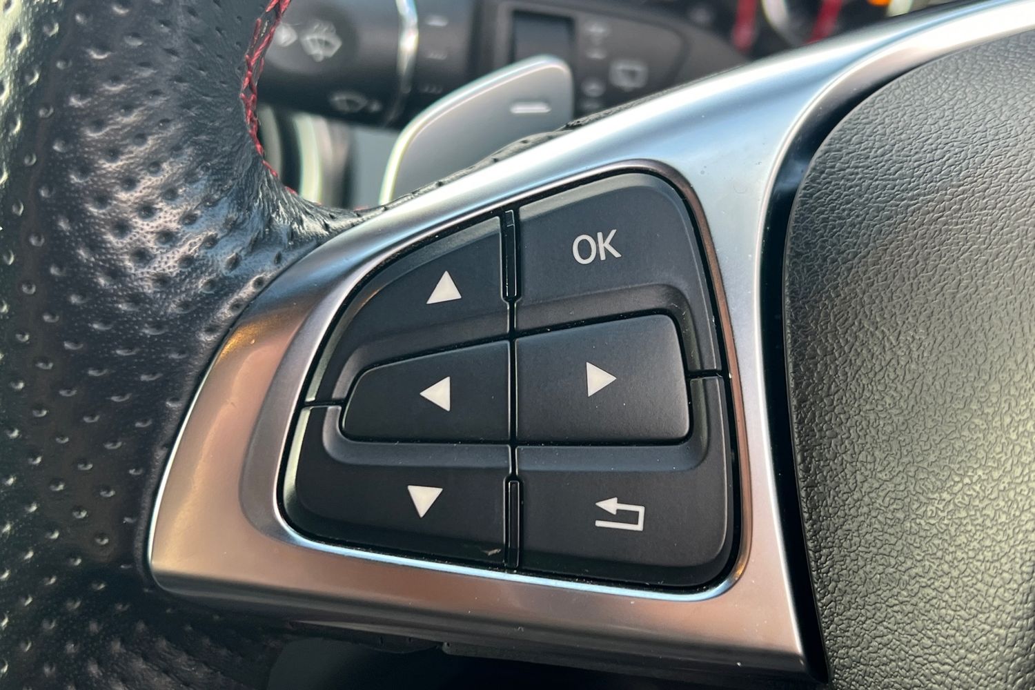 Used Mercedes-Benz GLA 2018 for sale - 77649453: Photo 12