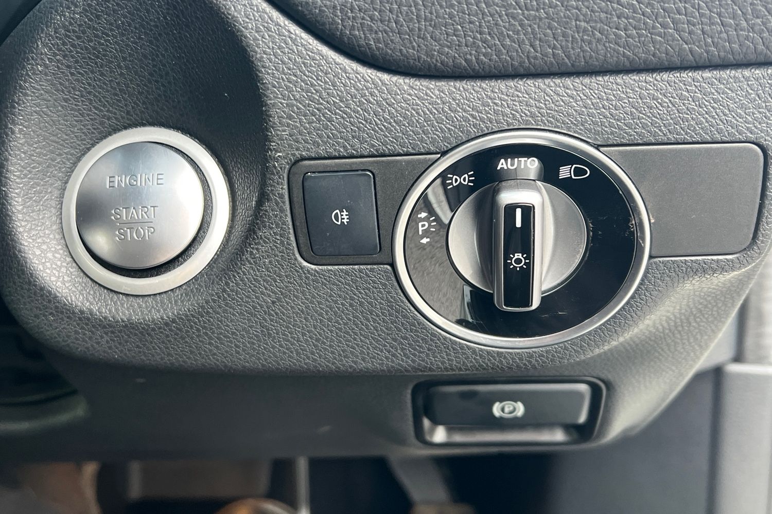 Used Mercedes-Benz GLA 2018 for sale - 77649453: Photo 17