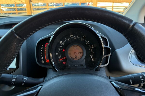 Used Toyota AYGO 2020 for sale - 75627917: Photo 10