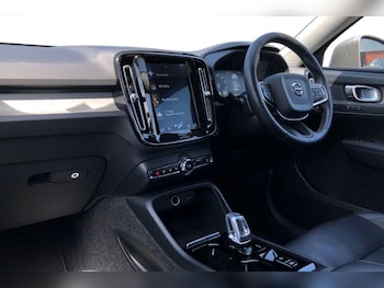 Used Volvo XC40 2020 for sale - 79099811: Photo
