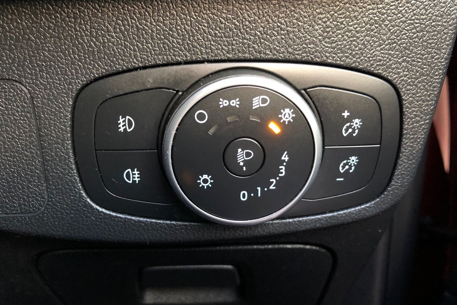 Used Ford Focus 2019 for sale - 76929280: Photo 15